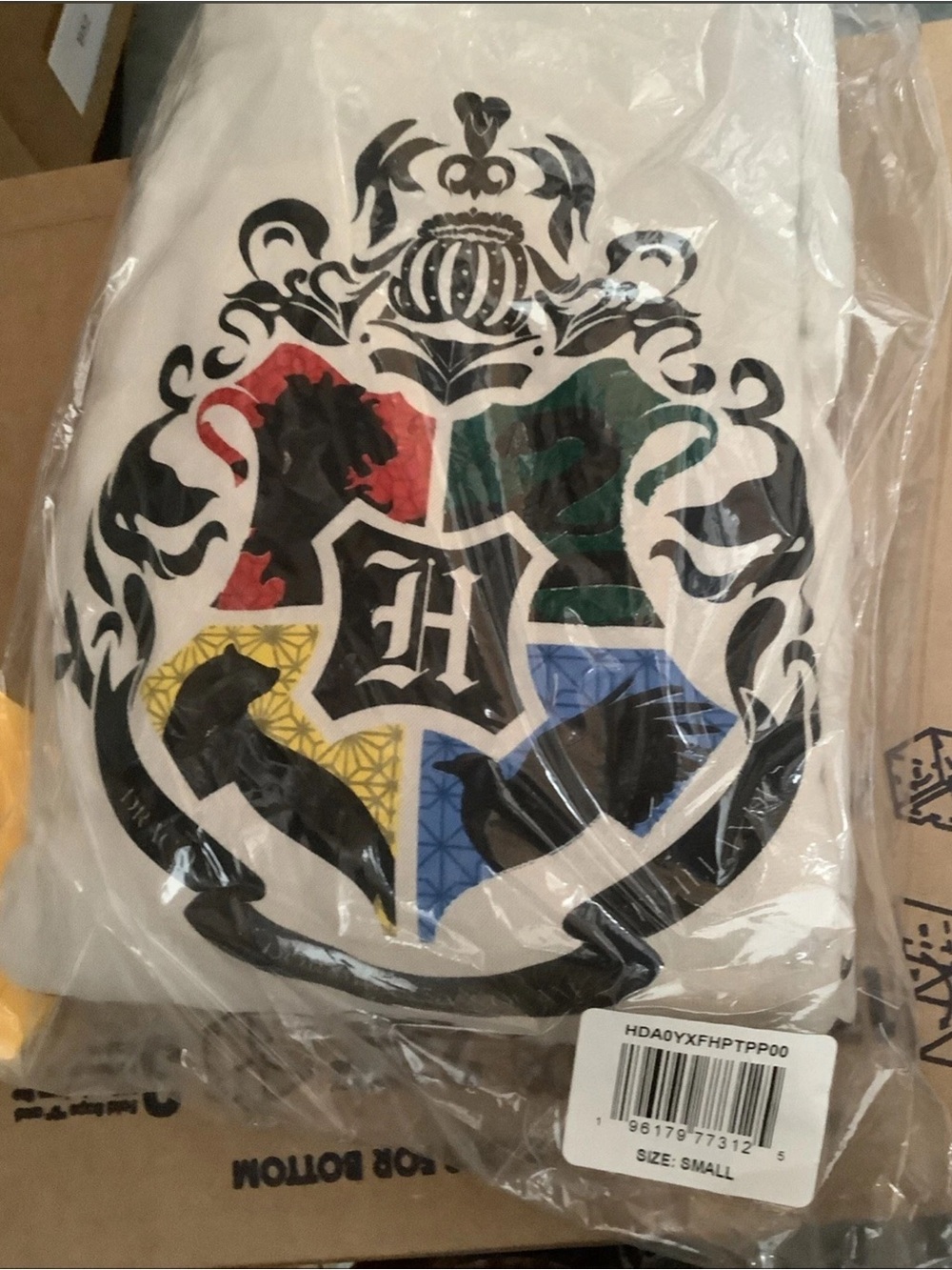 Harry Potter - Hogwarts Crest Hoodie
